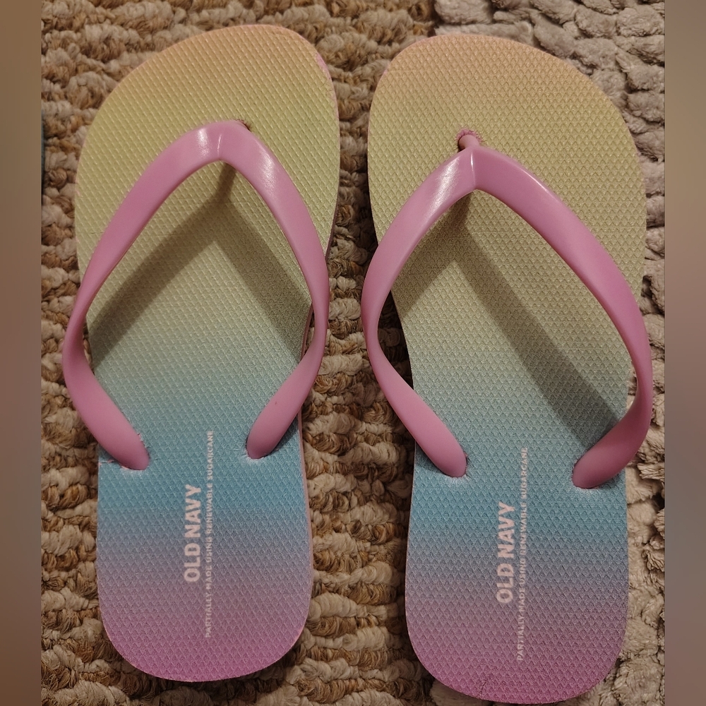 Flip Flops Set - Picture 3 of 5